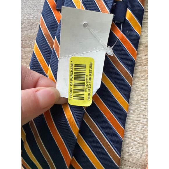 Roundtree & Yorke Silk Ties – Set of 3 – Striped, Geometric, and Patterned - Picture 16 of 16